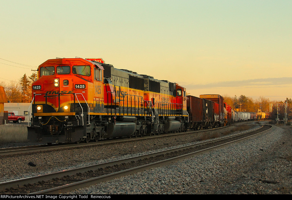 BNSF 1425